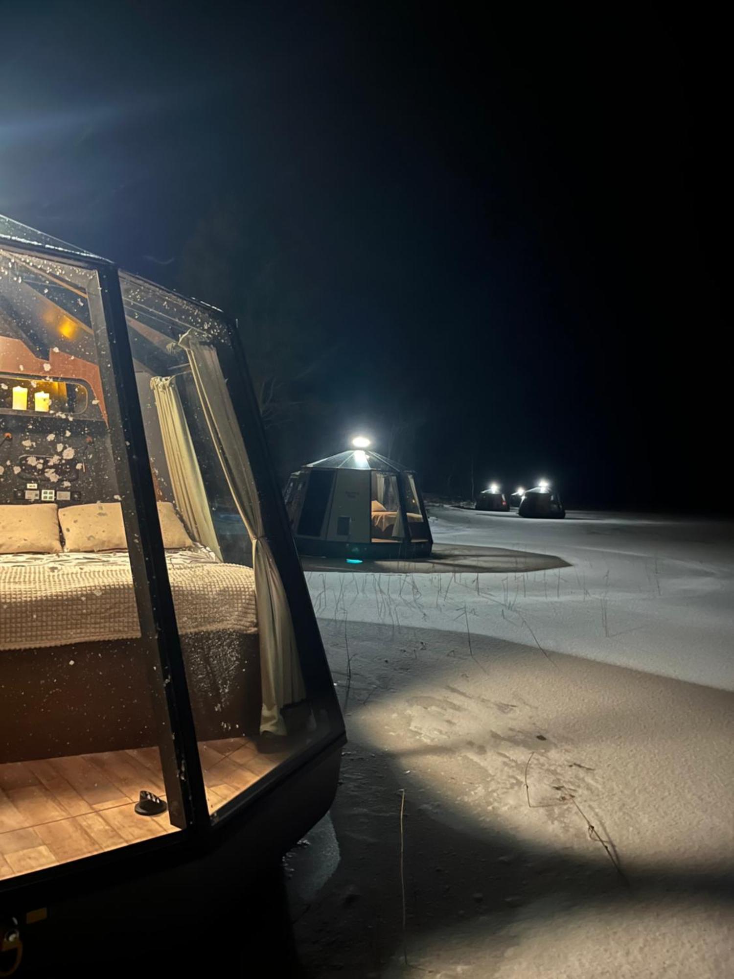 Vikajaervi Lake View Experience Igloos Rovaniemi Luaran gambar